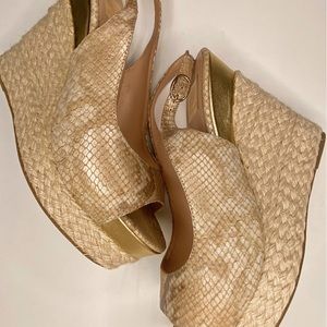 Super Cute DV by Dolce Vita Gold Wedges. Size 8 ½